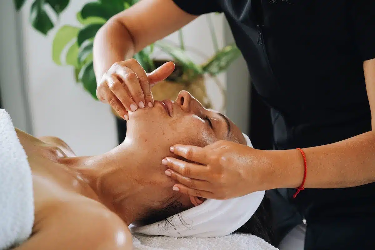 massage  relaxation